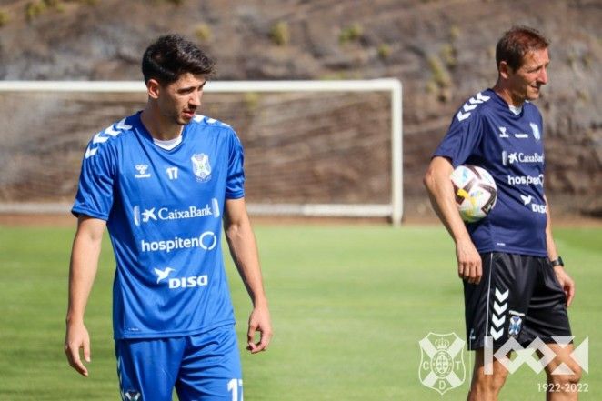 Waldo Rubio, en su primer entrenamiento con el CD Tenerife a las órdenes de Luis Miguel Ramis./ CD Tenerife.