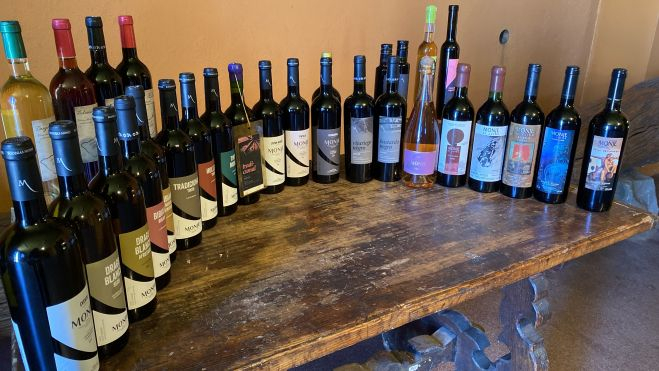 Todas las variedades de vinos de Bodegas Monje. / Alba Marichal (AH)