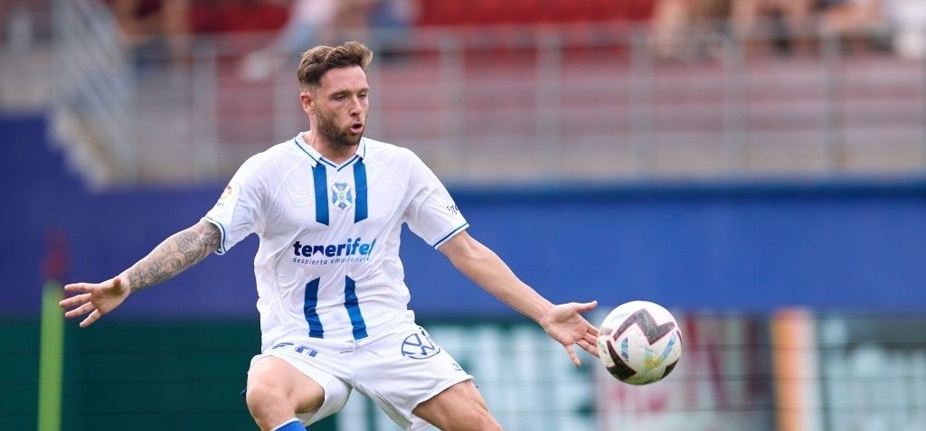 José Ángel Jurado no estará disponible para las próximas jornadas debido a la rotura del bíceps femoral de su muslo izquierdo./ CDT