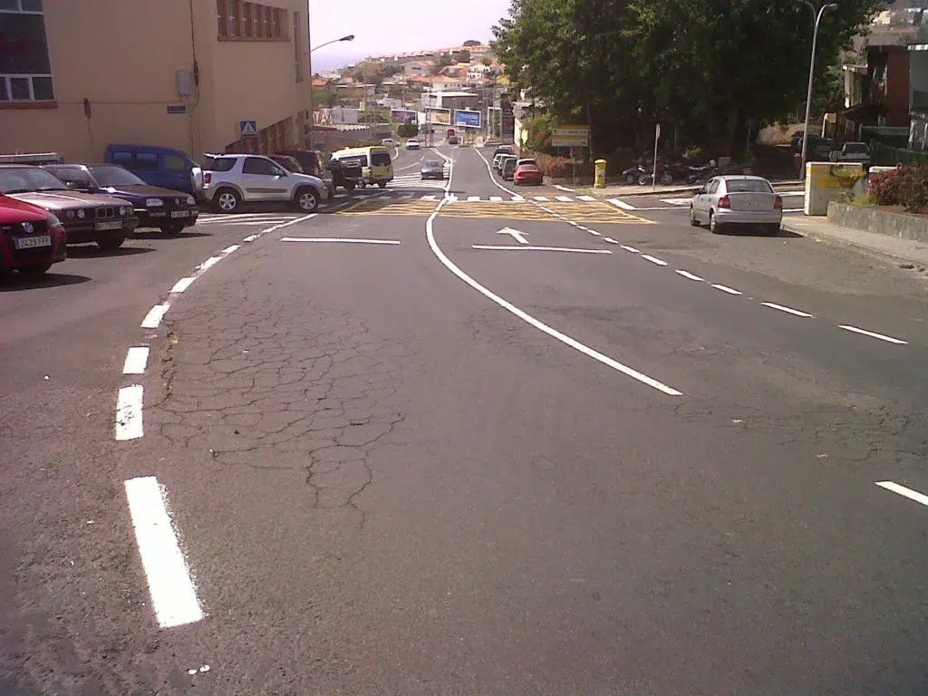 Carretera TF-180 entre la Vuelta de los Pájaros y el mirador de Vistabella./