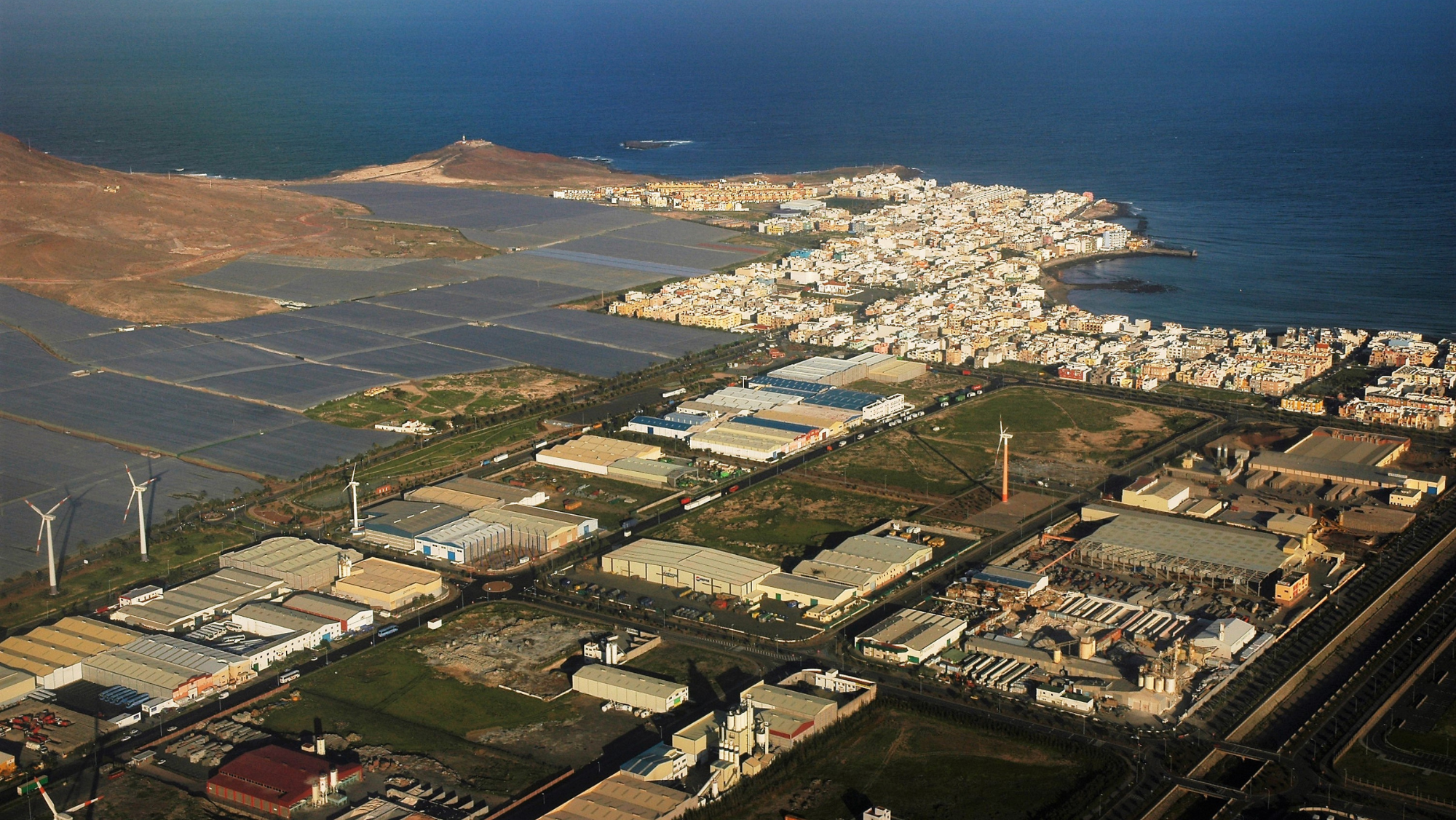 hardware Adaptación Reparador Los polígonos de Canarias quieren convertirse en parques eco-industriales