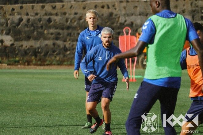 El primer filial del CD Tenerife espera ilusionar a la afición blanquiazul en esta nueva temporada./ CDT