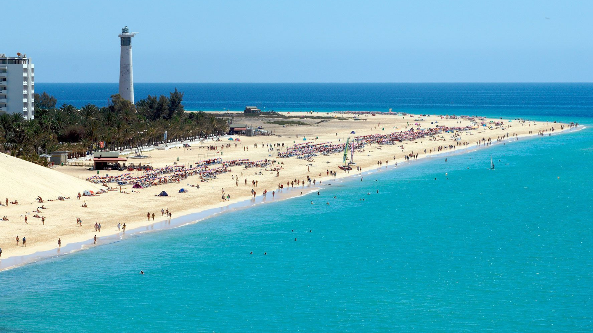 Esquinzo (Morro Jable), donde está ubicado el club de pádel la que se le ha anulado la multa de 6.000 euros. / Patronato de Turismo de Fuerteventura