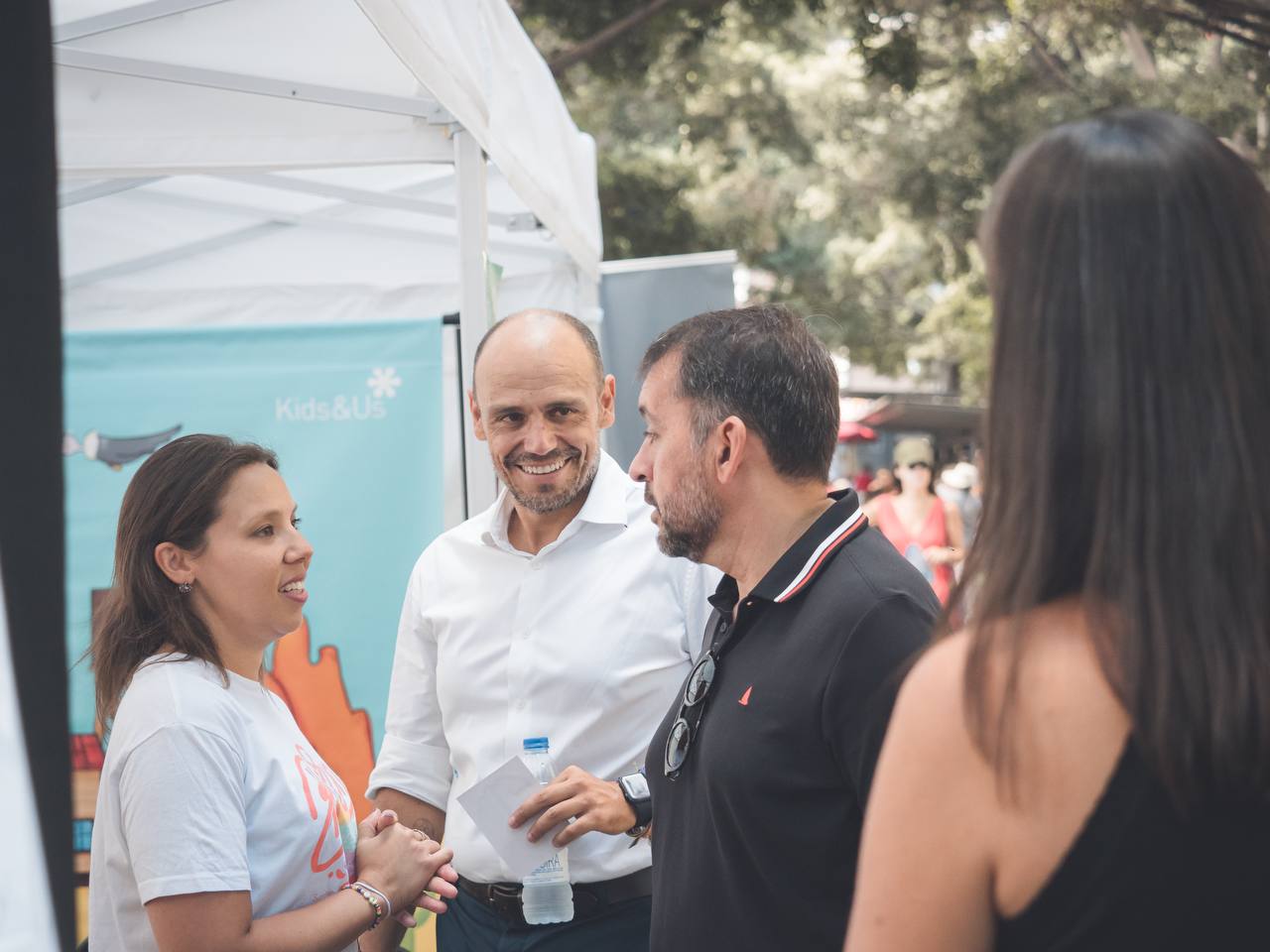 El alcalde de Santa Cruz, José Manuel Bermúdez y el concejal de Sociedad de Desarrollo, Alfonso Cabello. / Cedida