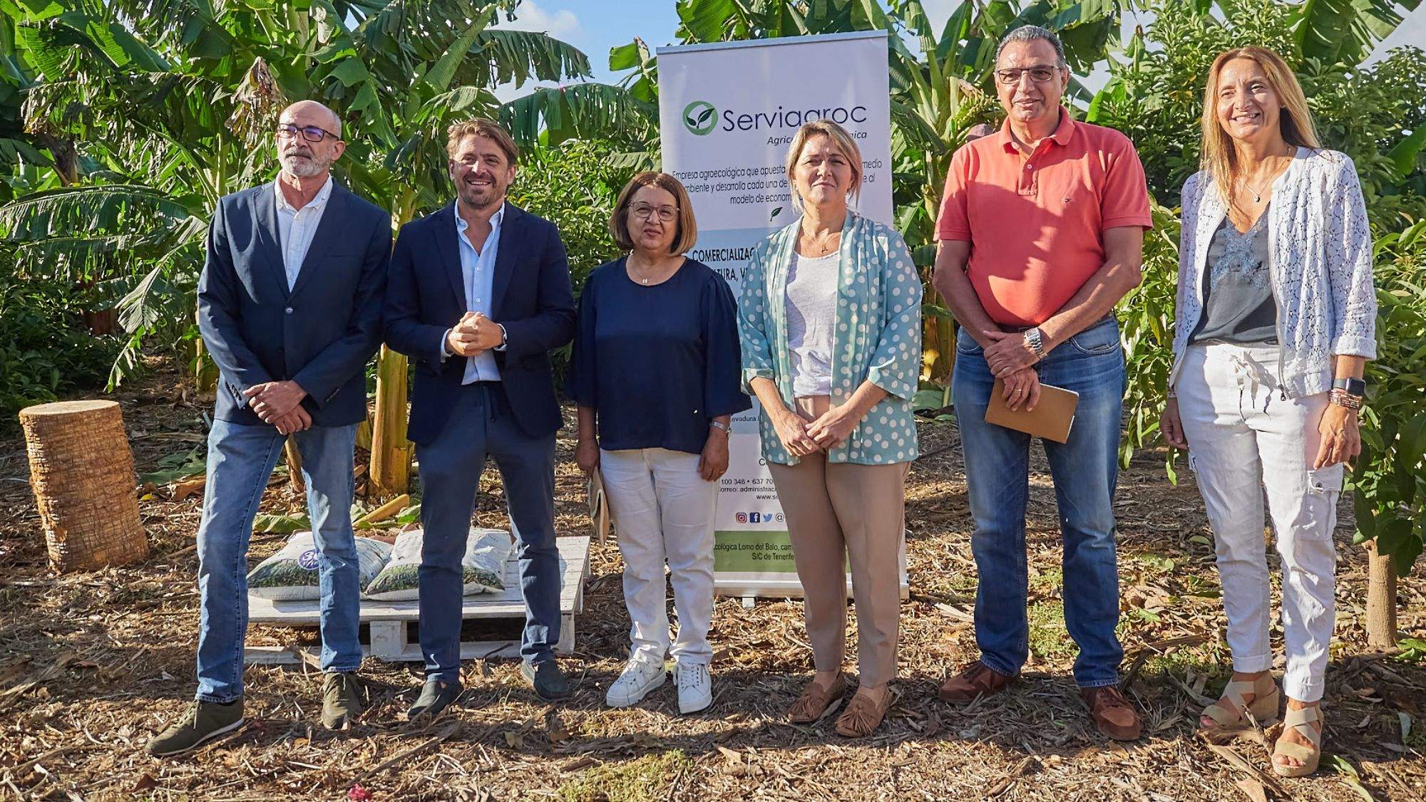 Visita a la finca Serviagroc de representantes hoteleros de Ashotel y Asaga Canarias. / Cedida