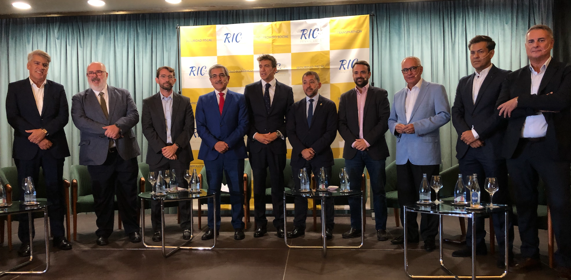 Imagen de los participantes en el coloquio de RIC Private Equity celebrado en septiembre donde todos los ponentes fueron hombres Imagen de los participantes en el coloquio de RIC Private Equity celebrado en septiembre donde todos los ponentes fueron hombres