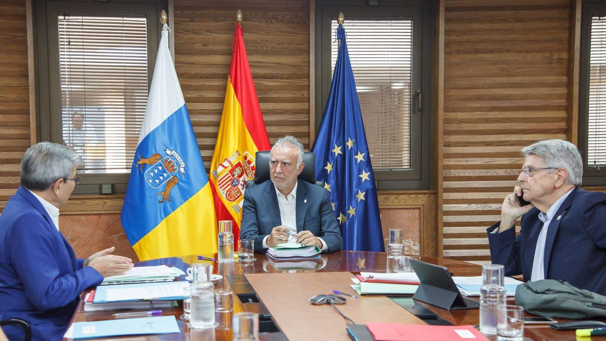 Román Rodríguez, Ángel Víctor Torres y Julio Pérez durante el Consejo de Gobierno de Canarias. / Gobierno de Canarias