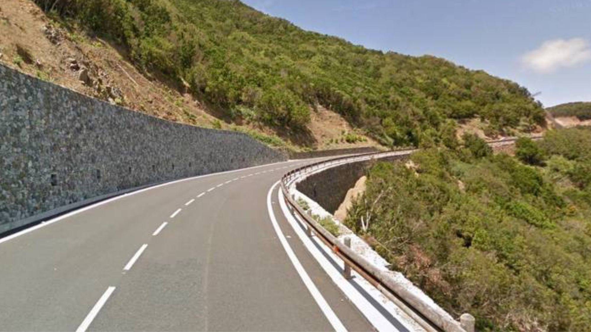 Carretera GM1 en La Gomera. / Imagen de archivo del Cabildo de La Gomera