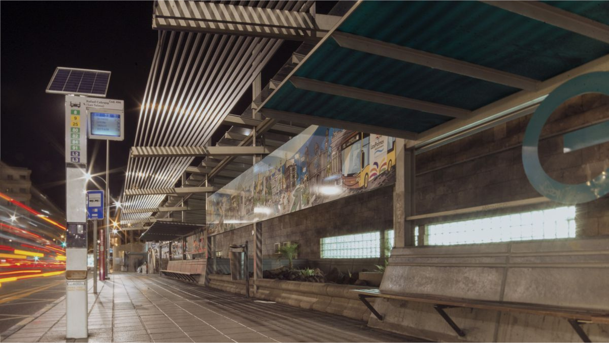 Imagen del exterior de la Estación de Guaguas de San Telmo. / Guaguas Municipales