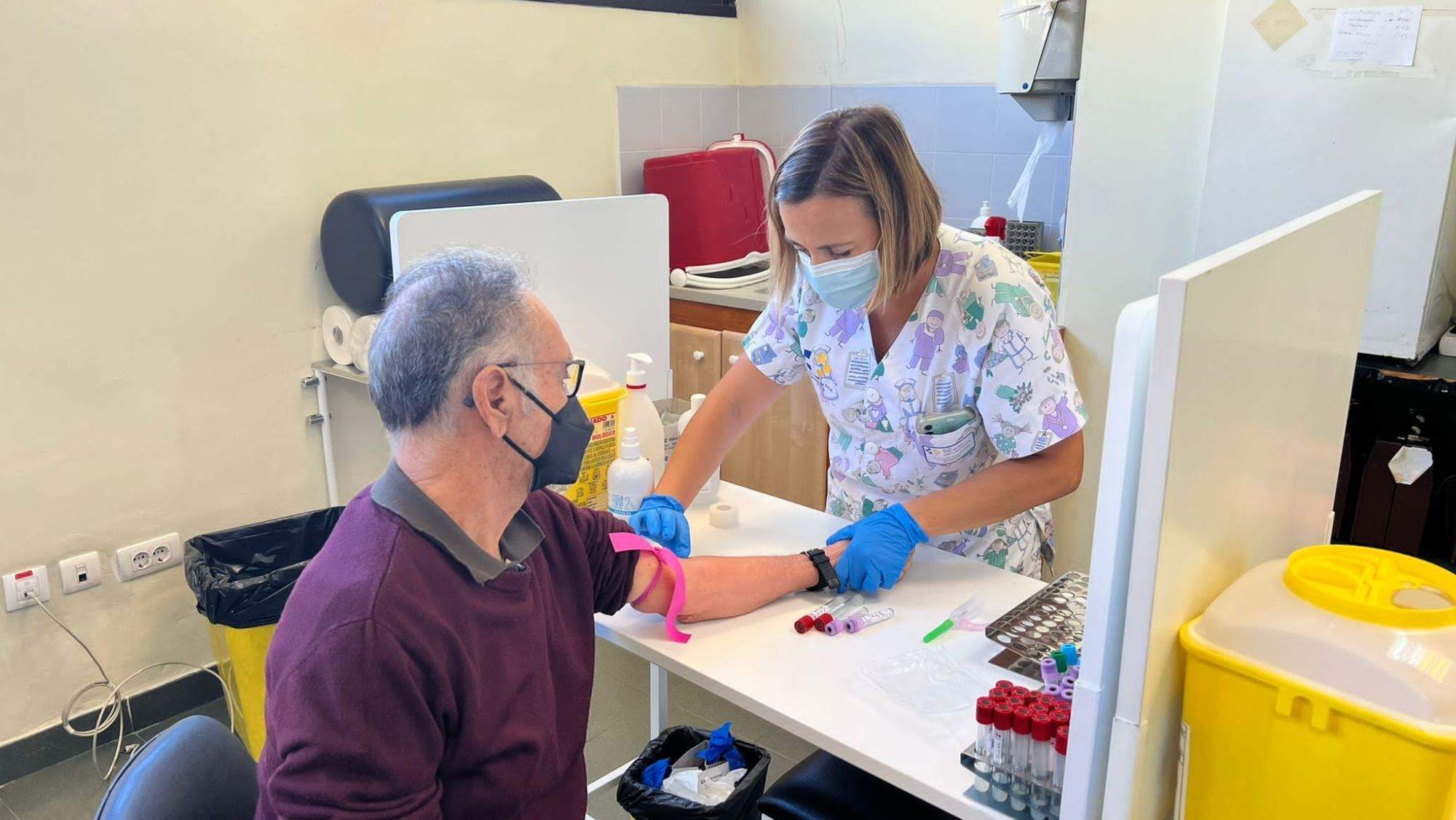 Toma de muestras en el Centro de Salud de Los Llanos. / Cedida