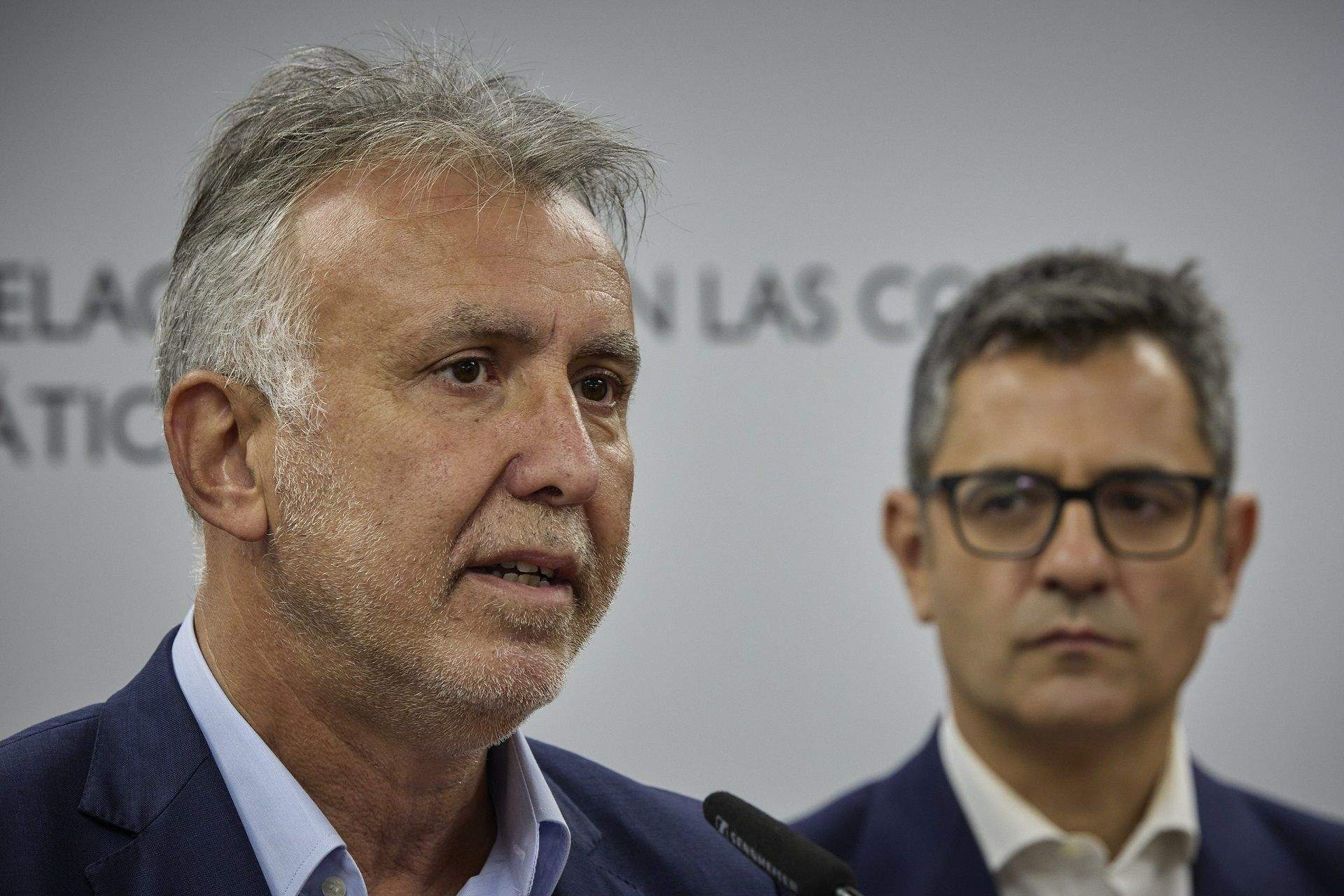 Reunión entre Ángel Víctor Torres (izq.) y Félix Bolaños (der.)./ Cedida