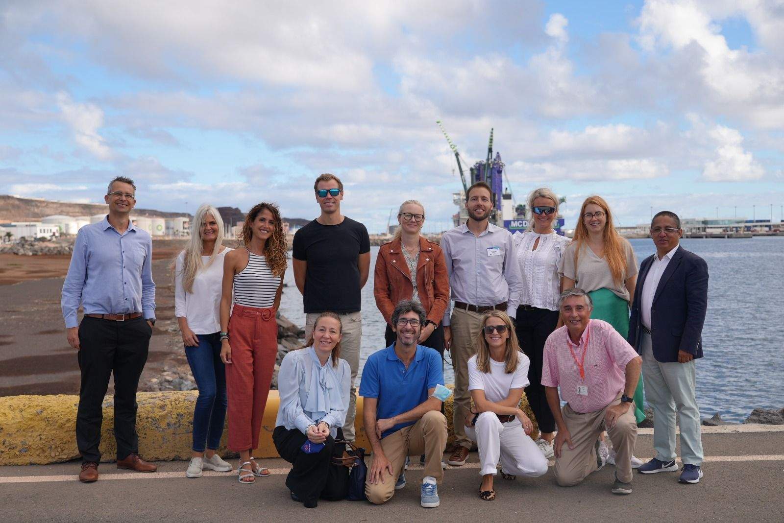 Imagen de grupo de la visita de 13 empresas noruegas al Puerto de Las Palmas.