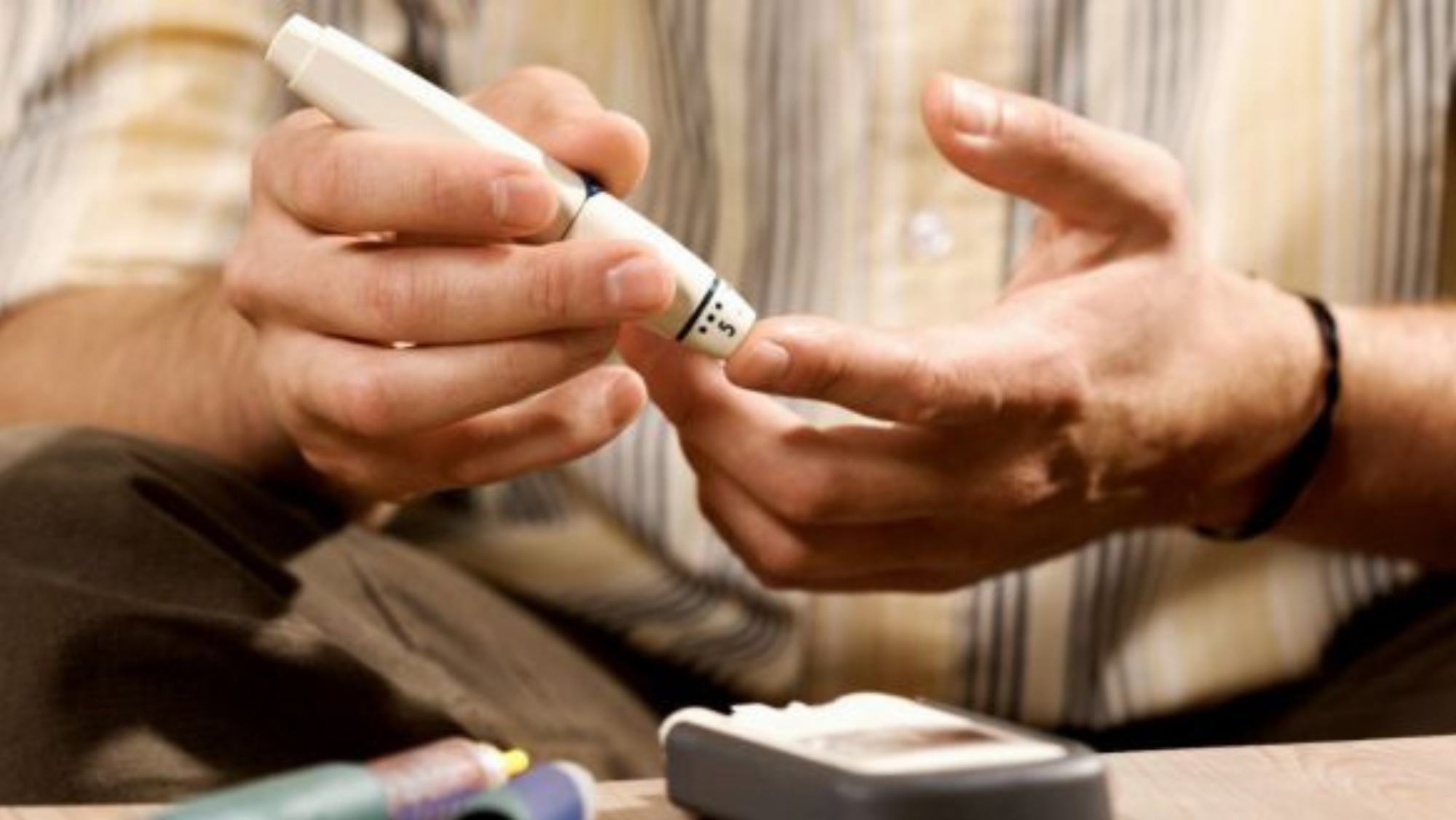 FEDE defiende la importancia de la educación a pacientes y familiares para evitar problemas derivados de la diabetes / EFE