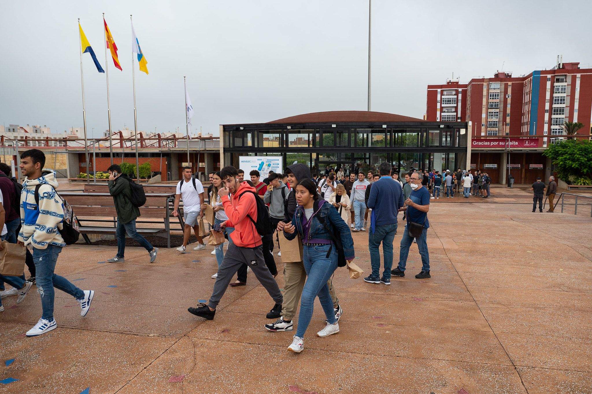 Jóvenes en una actividad para fomentar el empleo. /Cabildo de Gran Canaria
