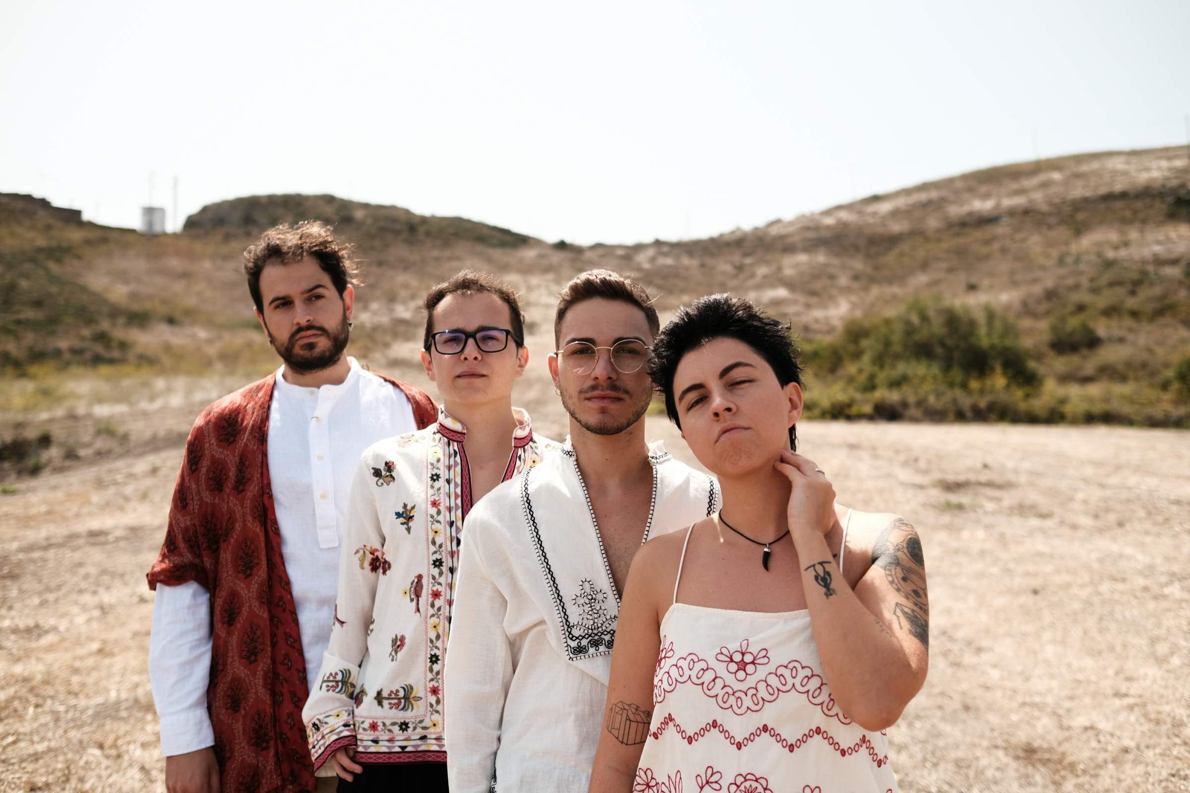 Integrantes del grupo Baldosa. Integrantes del grupo Baldosa.