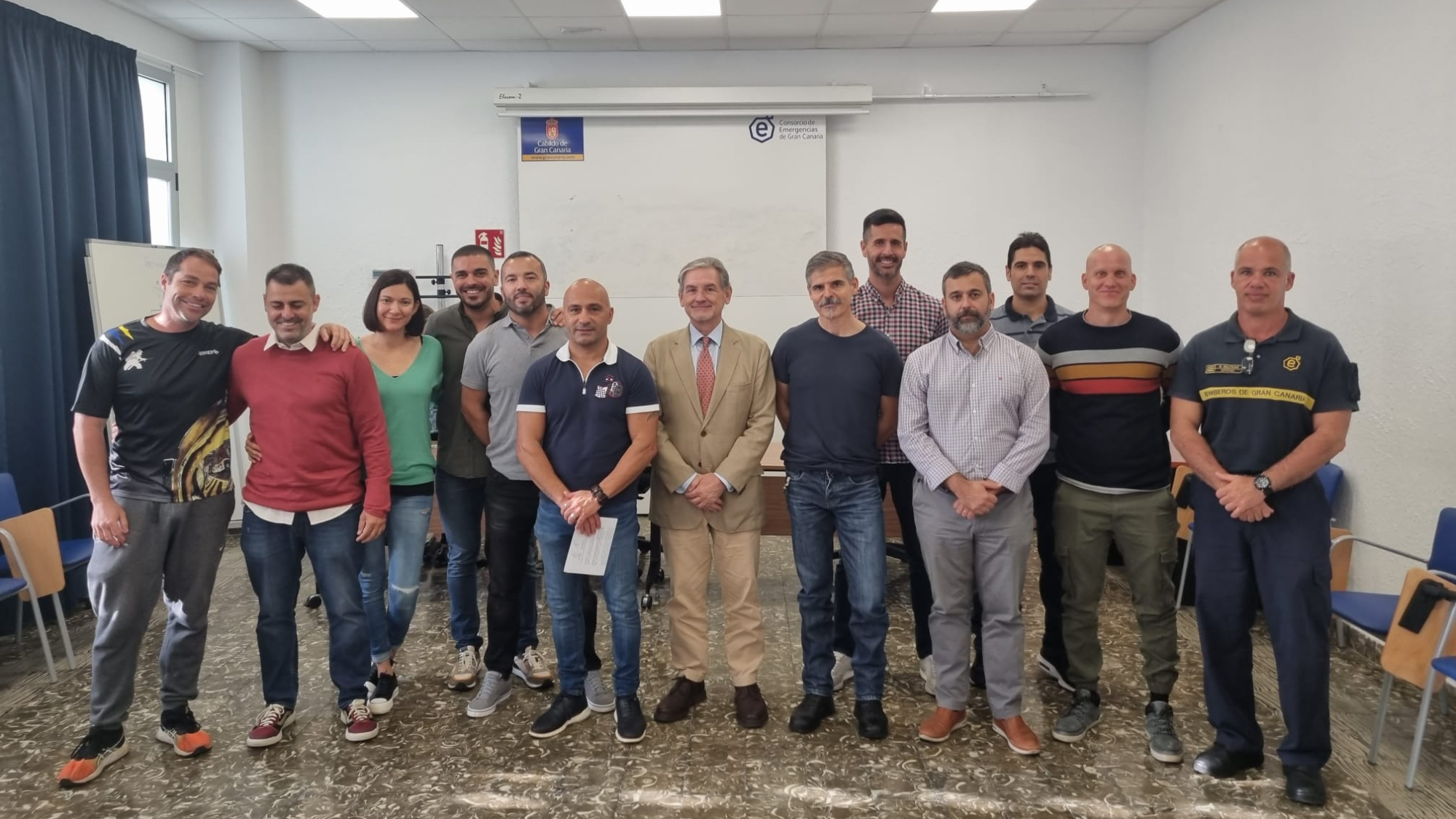 Los 10 cabos incorporados al Consorcio de Emergencias de Gran Canaria. /Consorcio