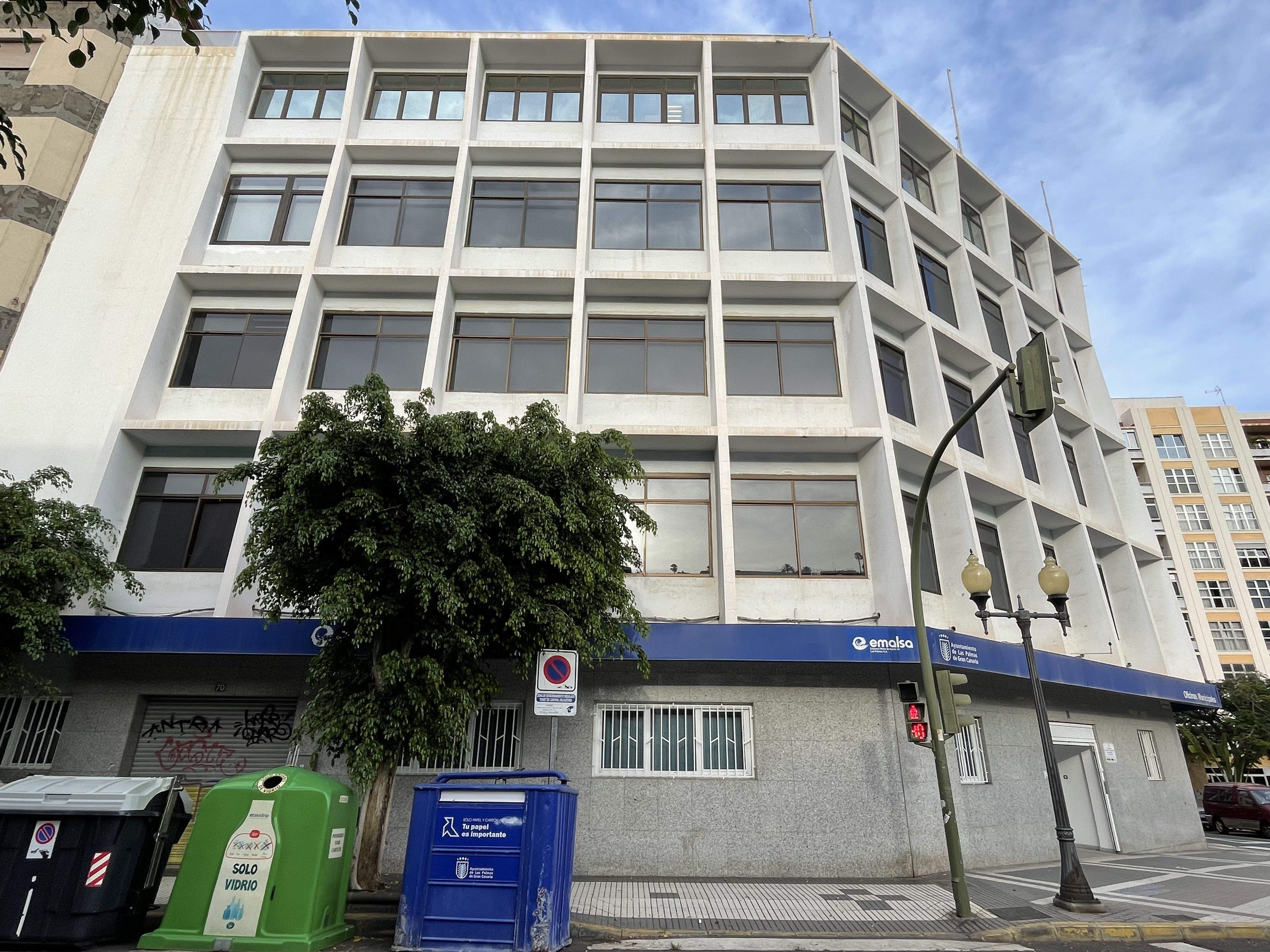 Oficinas de Emalsa en la calle Tomás Morales. / AH