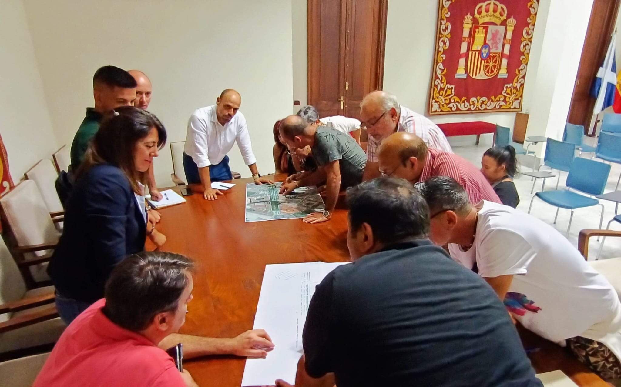 Reunión para reestablecer la ubicación del Rastro. / Ayuntamiento de Santa Cruz de Tenerife