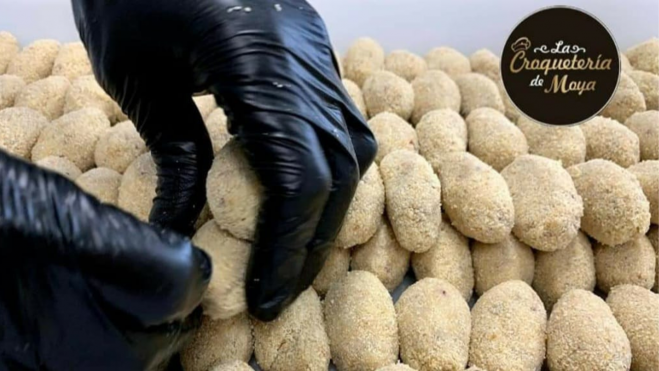 La croquetería de Moya es un nuevo establecimiento del municipio donde ofrecen croquetas de múltiples sabores. / Croquetería de Moya