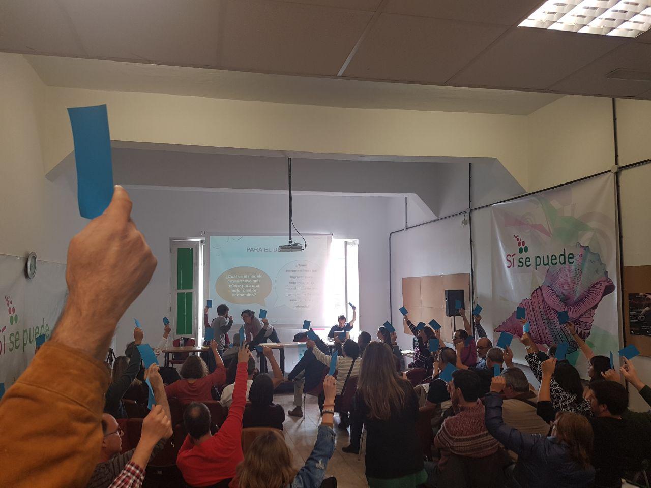 Imagen de la primer asamblea canaria de Sí se puede./ Archivo