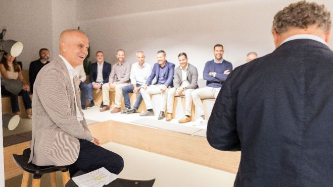 Animada charla en la presentación