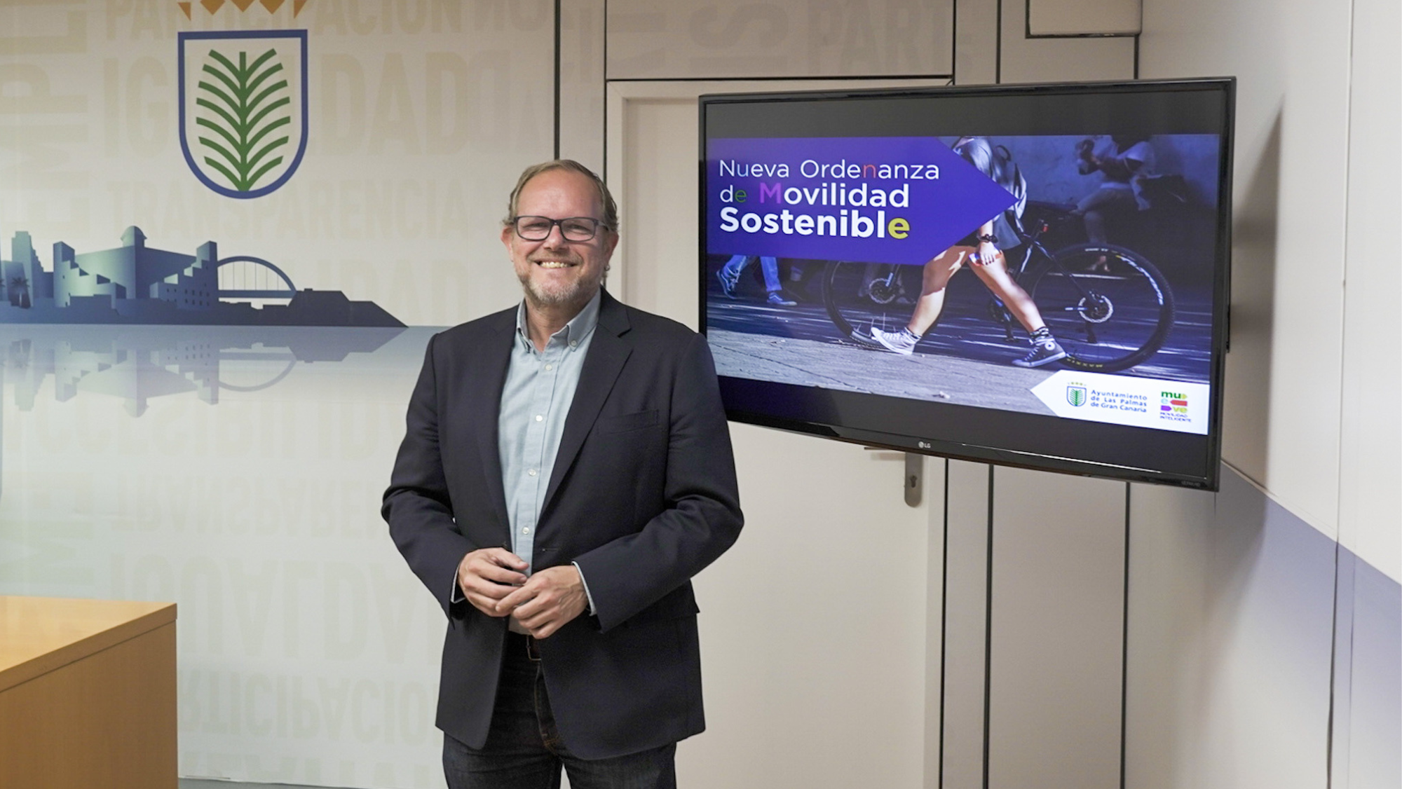 José Eduardo Ramírez durante la presentación de la nueva ordenanza. / Ayuntamiento de Las Palmas de Gran Canaria