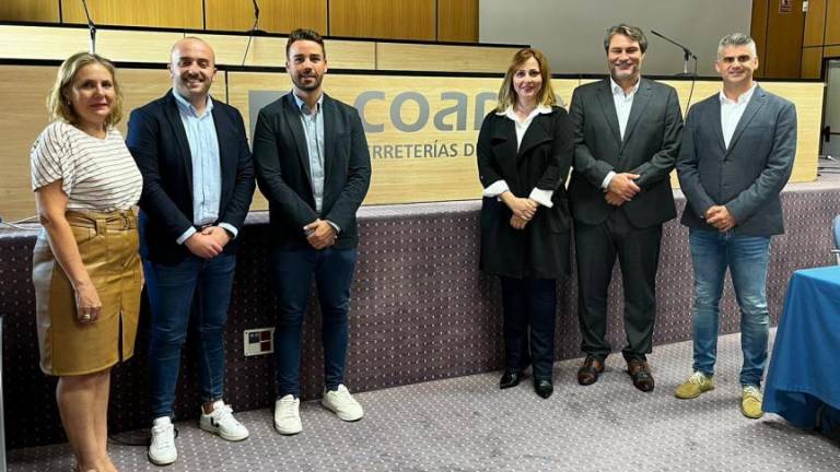 Foto de archivo de la firma del acuerdo entre Grupo Ibricks y Coarco./ Grupo Ibricks