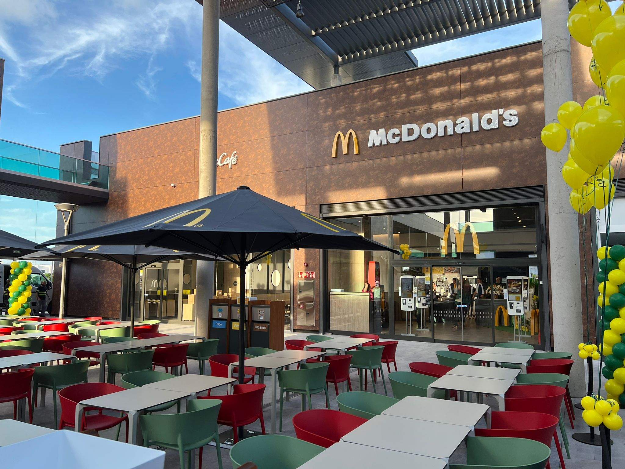 Nuevo McDonald´s en el Centro Comercial Open Mall de Arrecife (Lanzarote)./