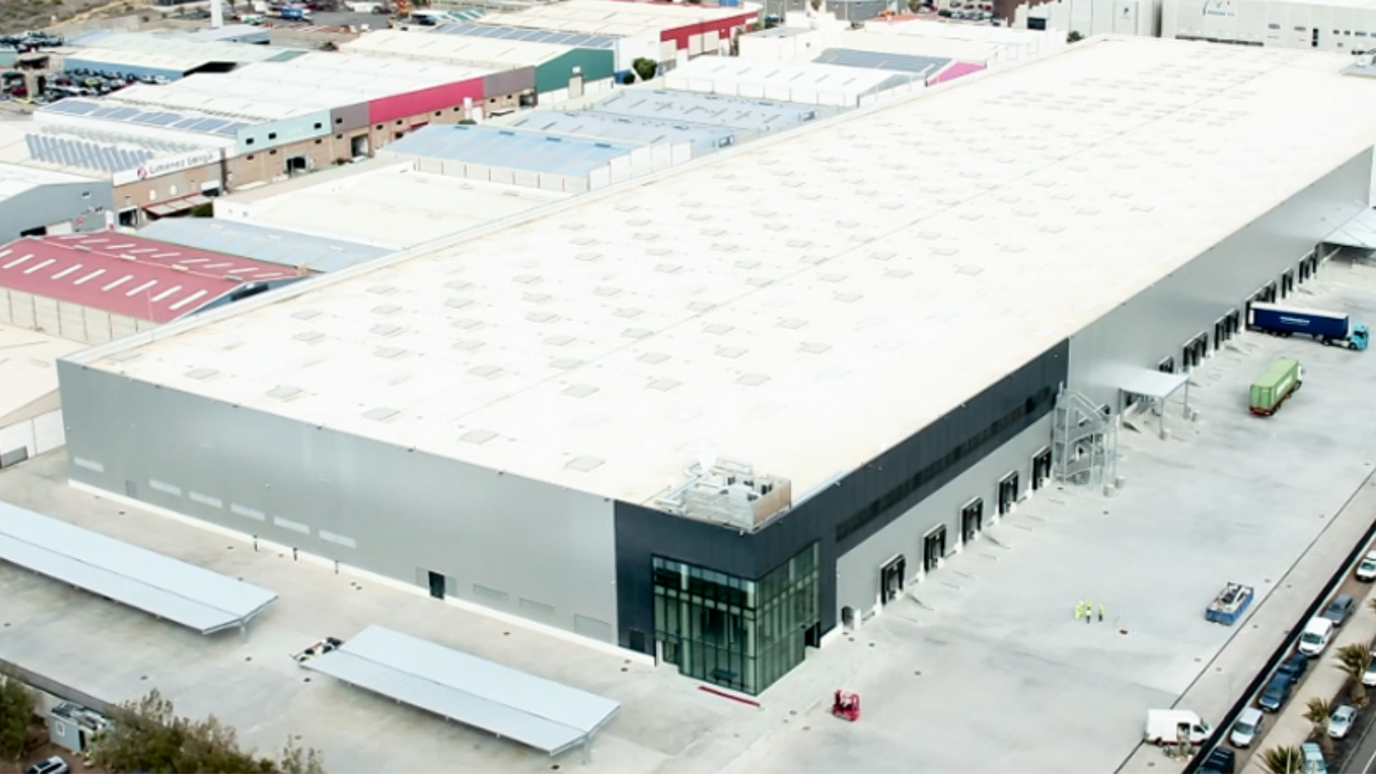 Plataforma logística de ALDI en el polígono industrial de Arinaga. / ALDI