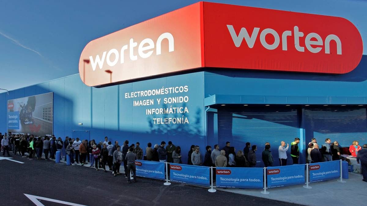 Worten Canarias abrió este viernes su tercera tienda en la isla de Lanzarote./ Worten Canarias abrió este viernes su tercera tienda en la isla de Lanzarote./