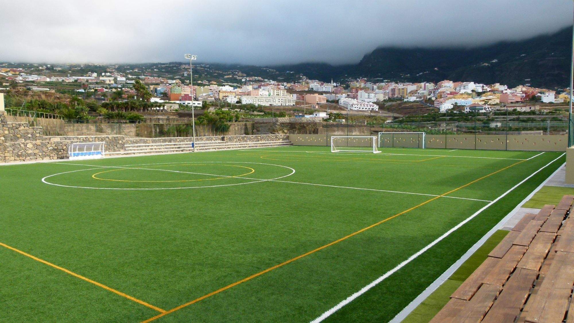 Campo de fútbol Antonio Yeoward del barrio Toscal-Longuera, de Los Realejos. / Ecotec Sports
