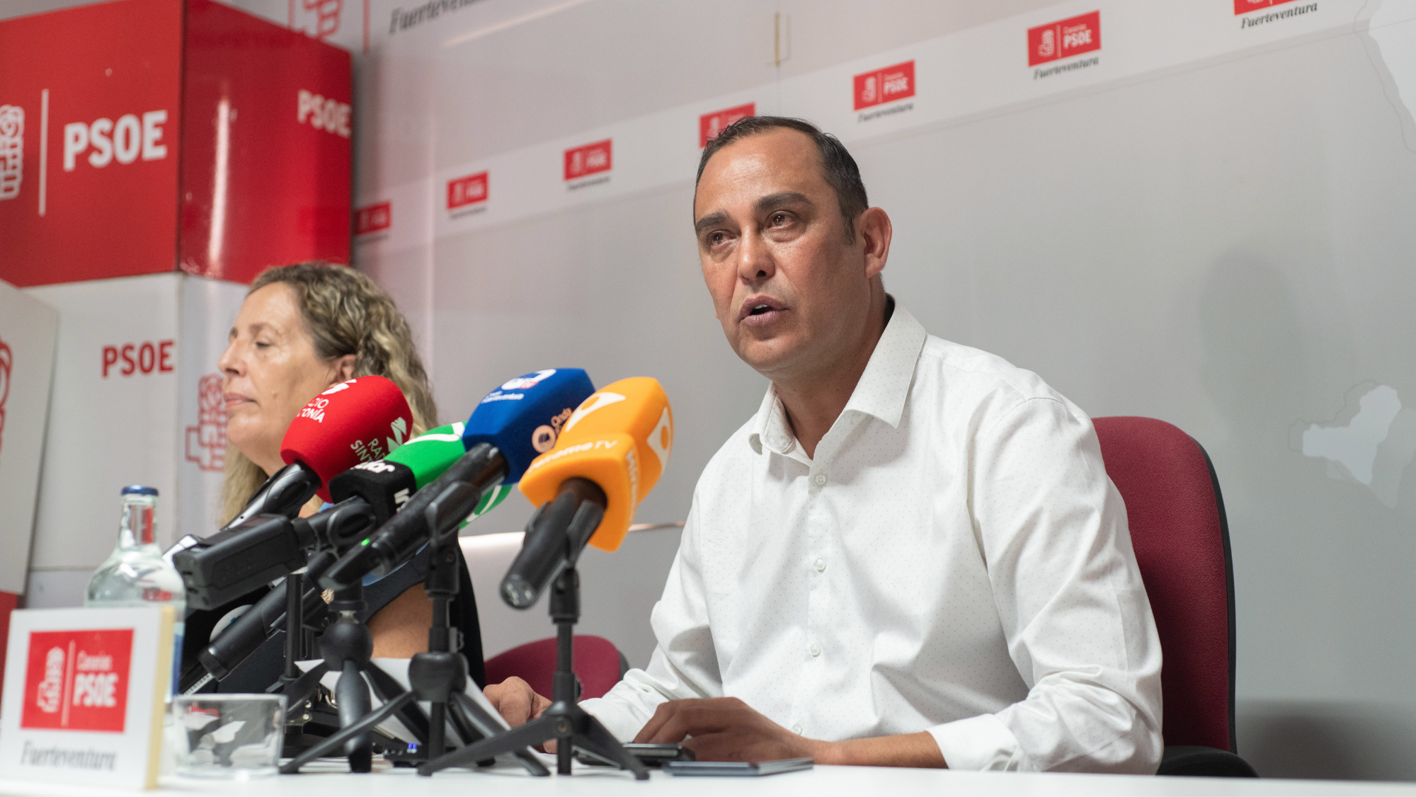 El dirigente del PSOE de Fuerteventura y viceconsejero de Economía del Gobierno de Canarias, Blas Acosta. /Efe