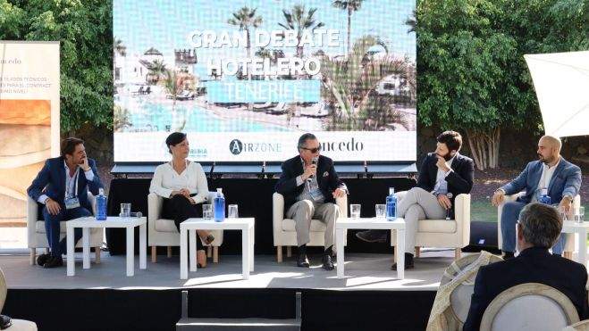 Jorge Marichal, Victoria López, José Fernando Cabrera, Adrián Almirante y Javier Alique. / Ainoha Cruz (AH) Jorge Marichal, Victoria López, José Fernando Cabrera, Adrián Almirante y Javier Alique. / Ainoha Cruz (AH)