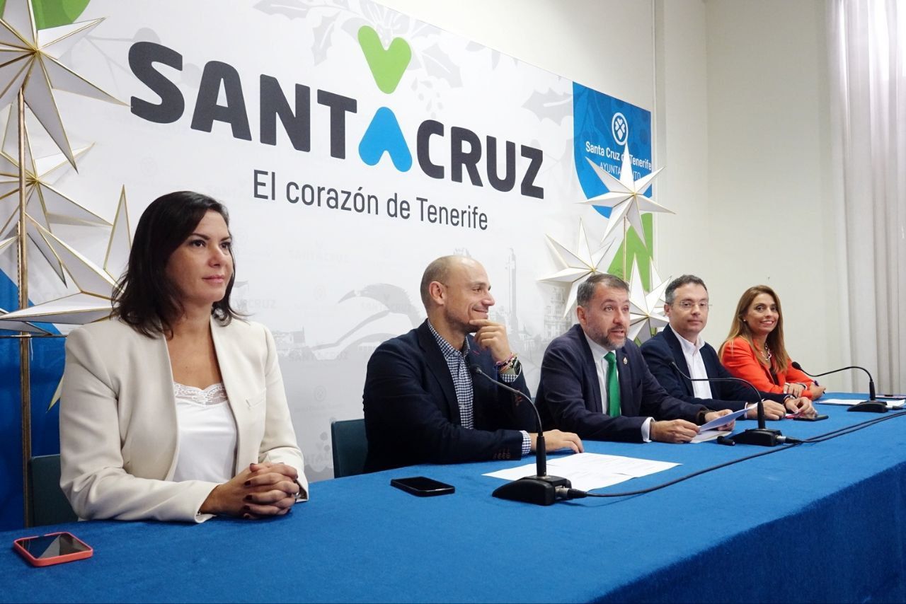 Presentación del programa de actividades para las navidades en Santa Cruz./