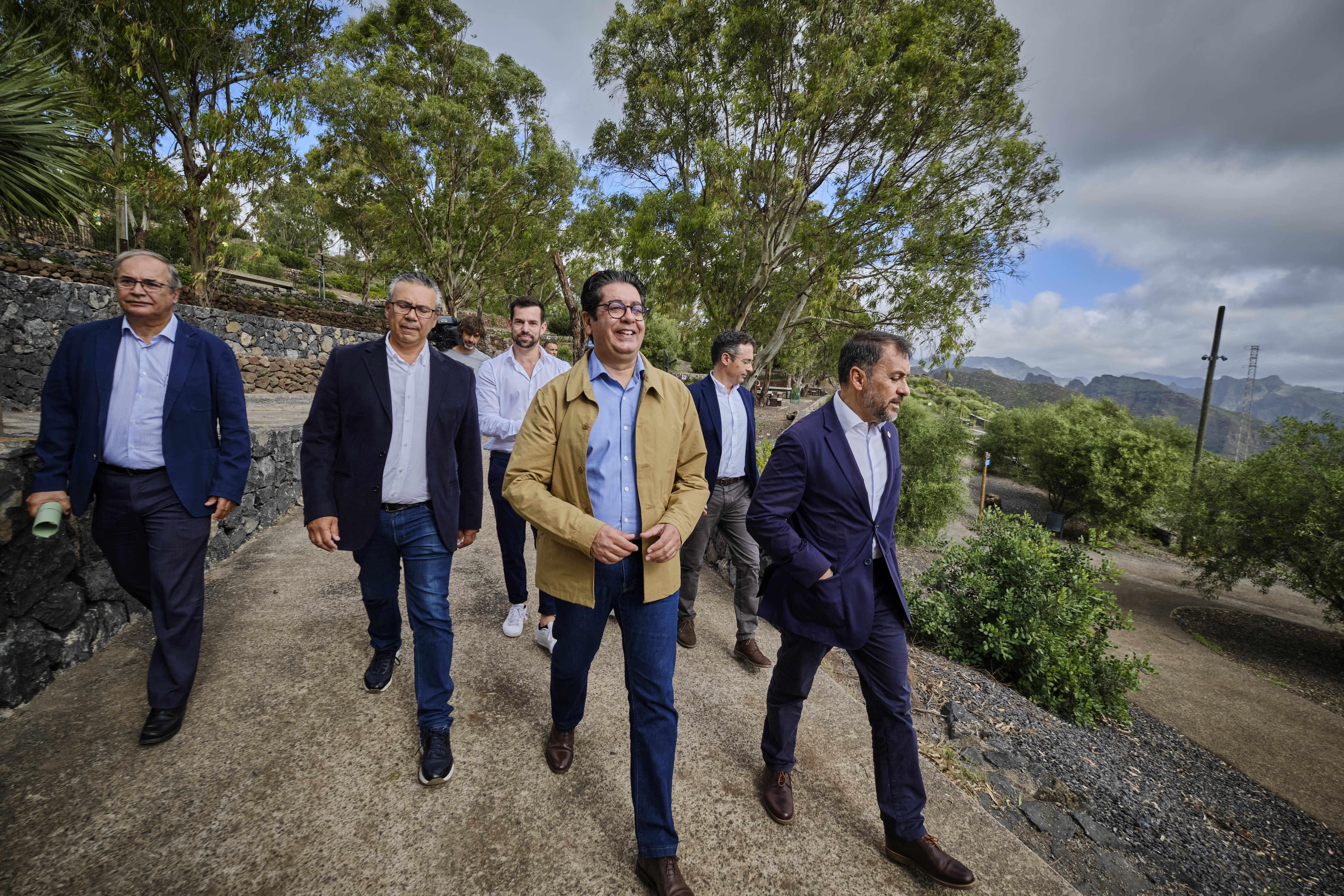 El presidente del Cabildo de Tenerife, Pedro Martín, y el alcalde de Santa Cruz, José Manuel Bermúdez, visitan el parque de Las Mesas./ El presidente del Cabildo de Tenerife, Pedro Martín, y el alcalde de Santa Cruz, José Manuel Bermúdez, visitan el parque de Las Mesas./
