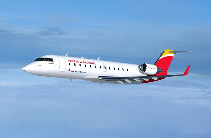 Un avión CRJ-200 de la flota de Iberia Air Nostrum./ Iberia
