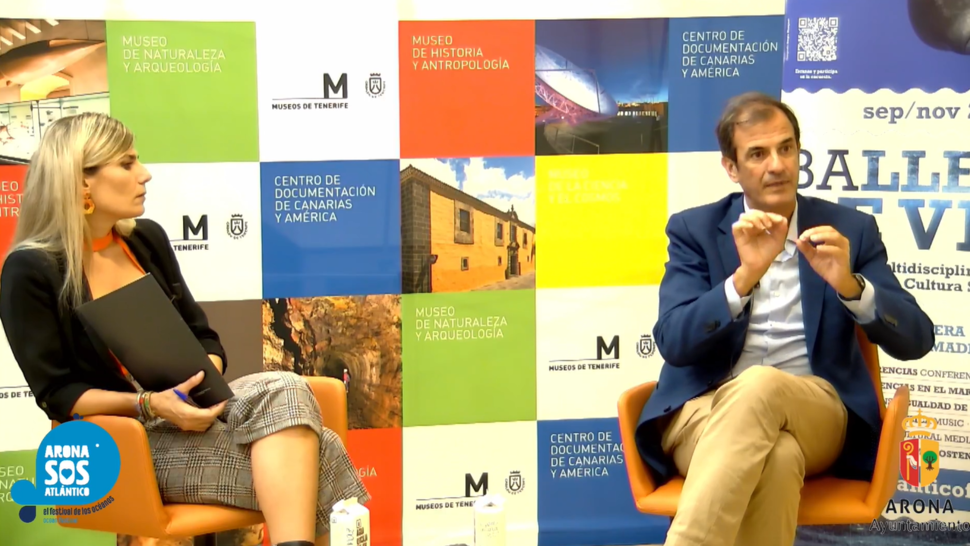 La periodista Laura Fuentes y el gerente de Turismo de Islas Canarias José Juan Lorenzo Rodríguez./