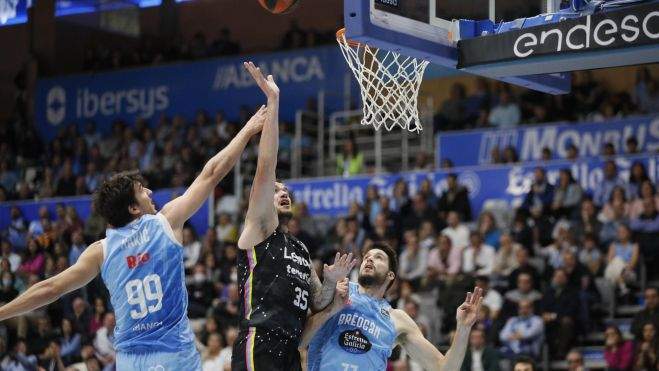 2cb1205cfe19207fb7d716867a2695e4ebdcb0ebw