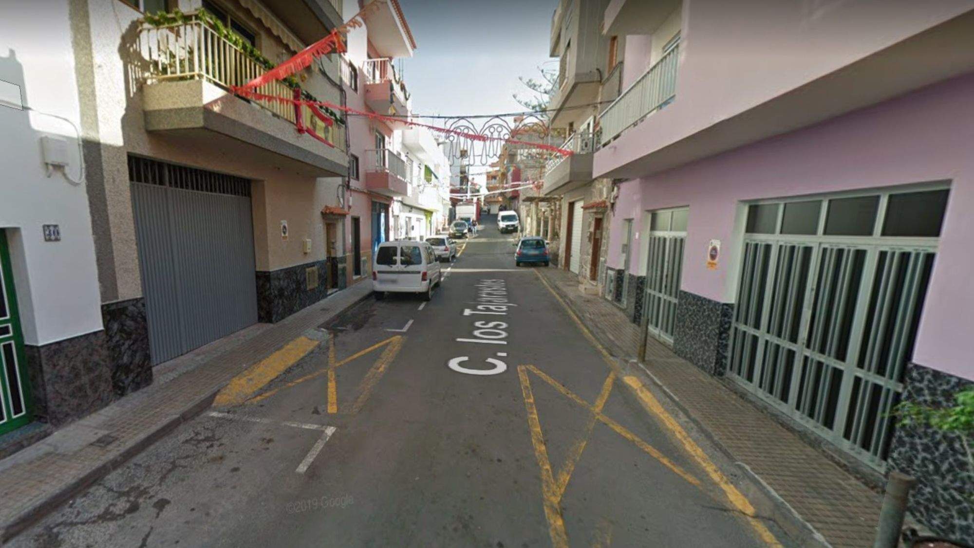 Calle Los Tarajales, en Guía de Isora, donde ha fallecido un hombre apuñalado. / Google Maps
