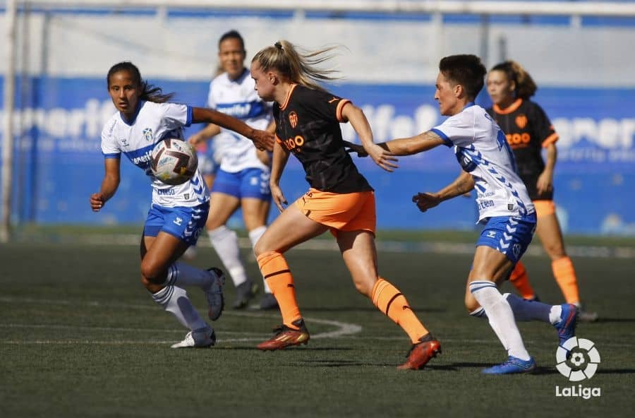 La UD Granadilla Tenerife venció 1-0 al Valencia con gol de María José en el duelo disputado en La Palmera./ LaLiga.