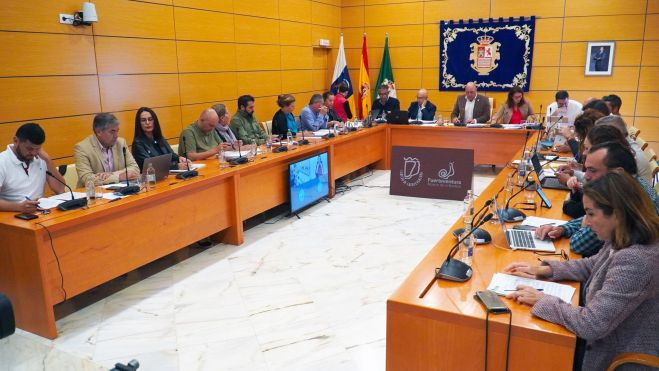 Pleno del Cabildo de Fuerteventura celebrado para votar sobre el proyecto Dreamland./ Cabildo de Fuerteventura