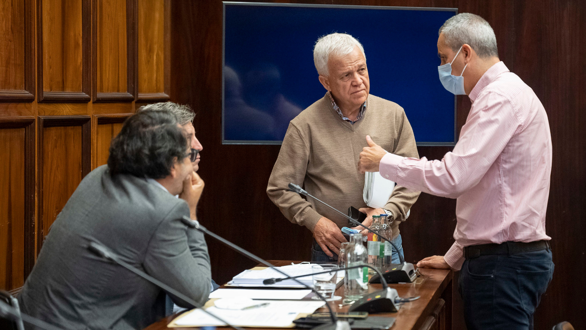 Carmelo Ramírez asegura que ningún otro grupo musical ha recibido una cantidad similar. /Cabildo de Gran Canaria