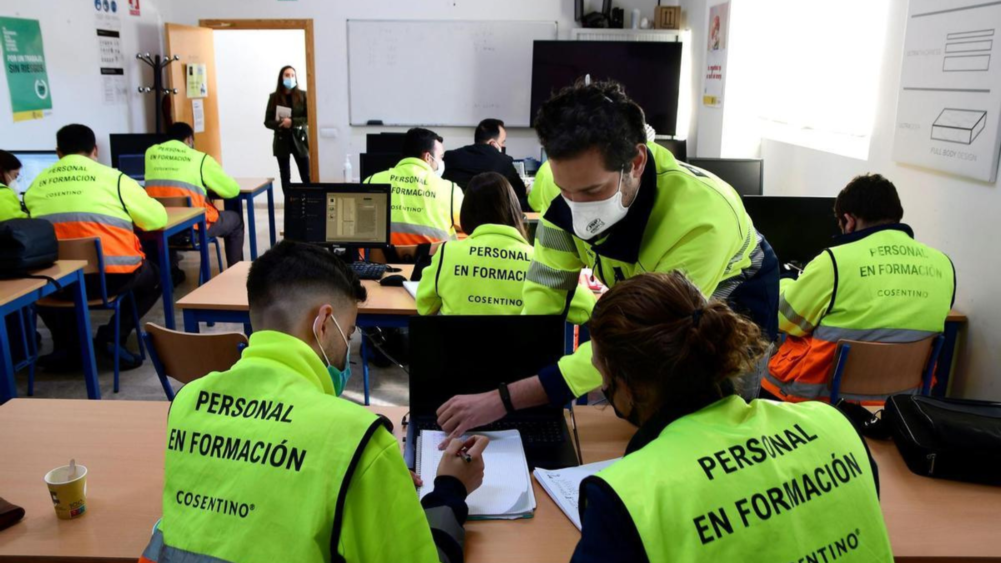 Estudiantes de FP en una clase. /Efe