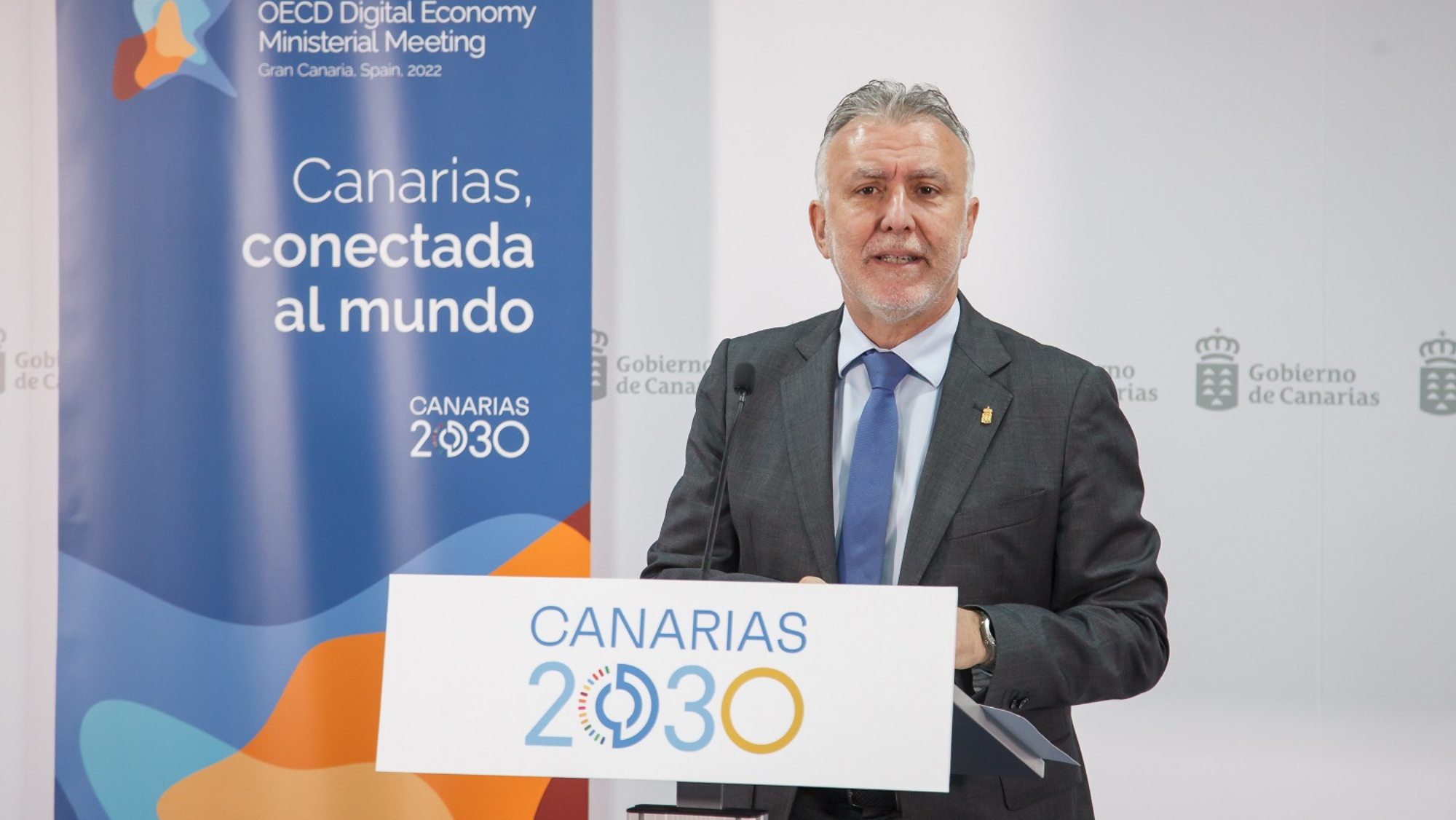 Ángel Víctor Torres,anunciando que Canarias acogerála Conferencia Ministerial sobre Economía Digital de la OCDE. / GOBCAN