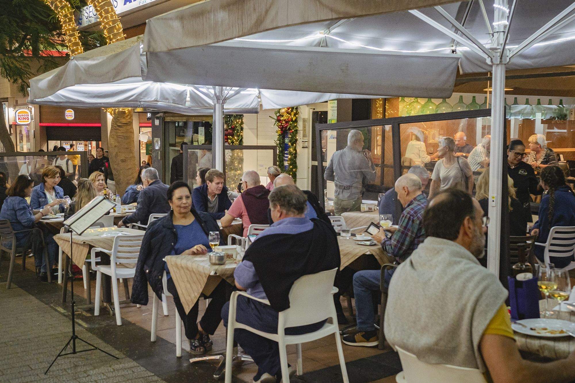 Zona de restaurantes en Santa Cruz de Tenerife./