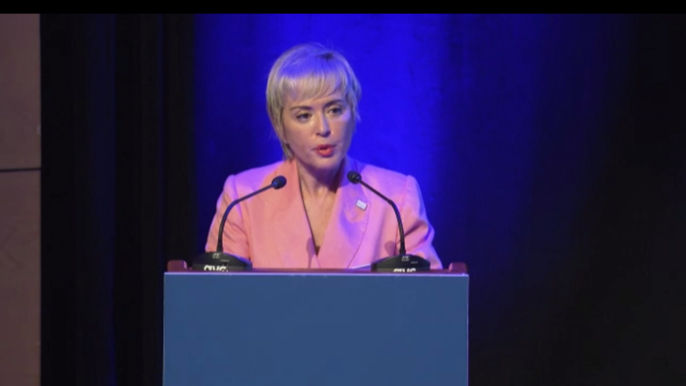 Carme Artigas, Secretaría de Estado de Digitalización e Inteligencia Artificial,en la presentación de la OCDE. OCDE