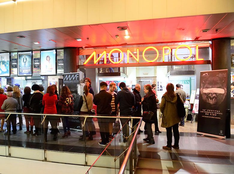 Sesión del Festival de Cine de Las Palmas en los Multicines Monopol. / AH