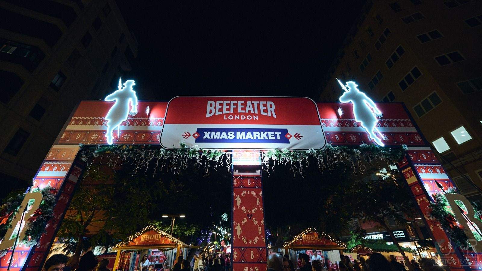 Entrada al mercadillo navideño  ‘Beefeater Xmas Market’. /Juan Antonio Rico