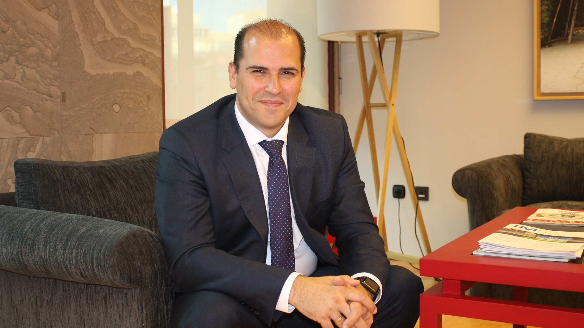 Manuel Afonso Salazar, director territorial de CaixaBank en Canarias. / Cedida