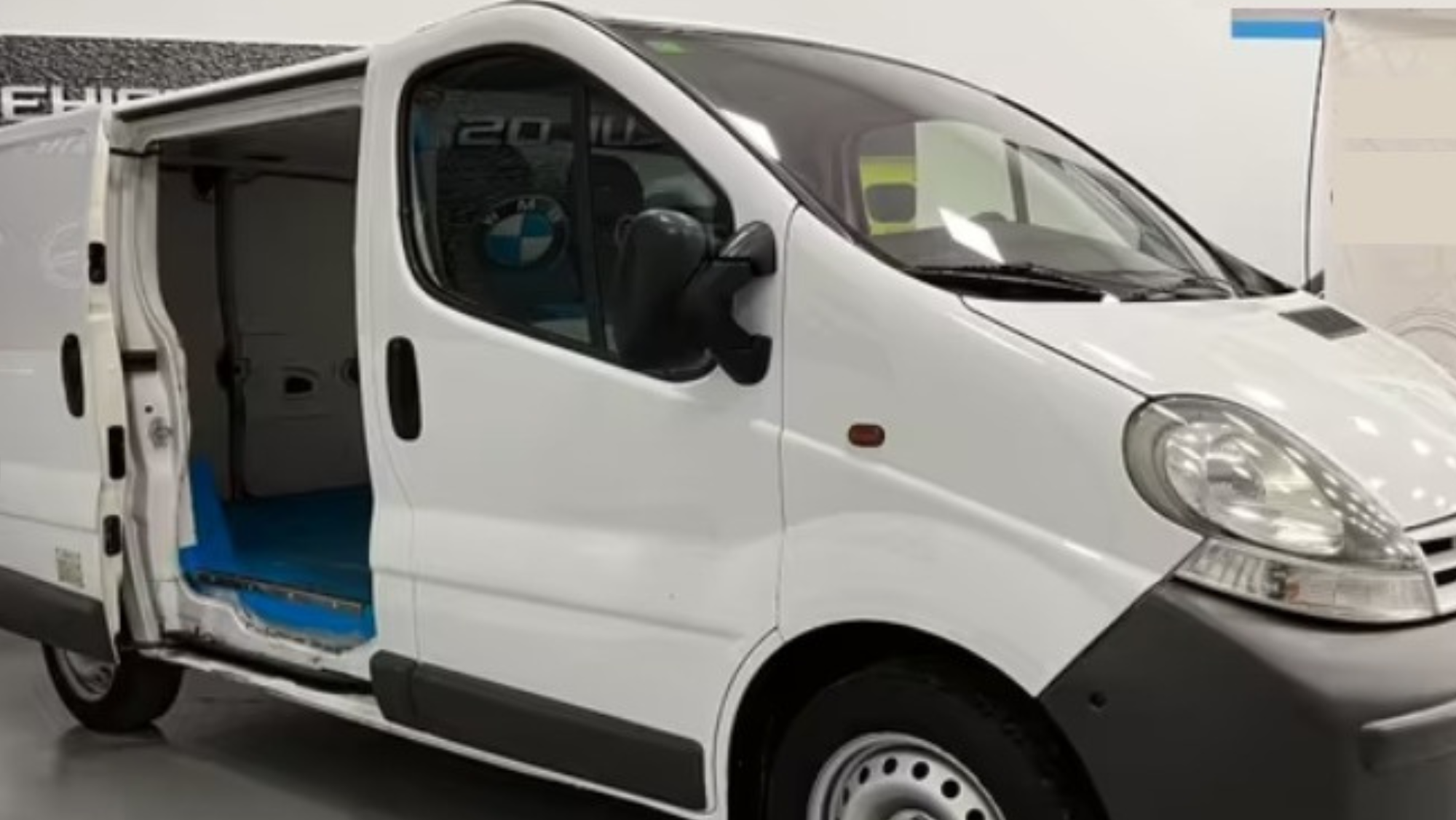 Furgoneta blanca similar a la que busca la Policía Local de San Miguel de Abona. / Policía Local de San Miguel de Abona